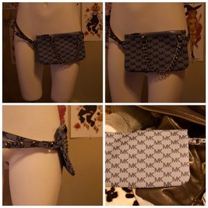 MICHAEL KORS FANNY PACK